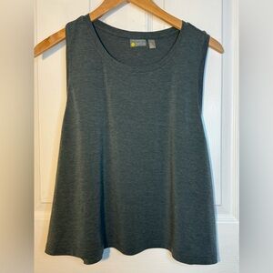 Zella 🌟SALE🌟 Women’s Cropped Tank Top - Size XL